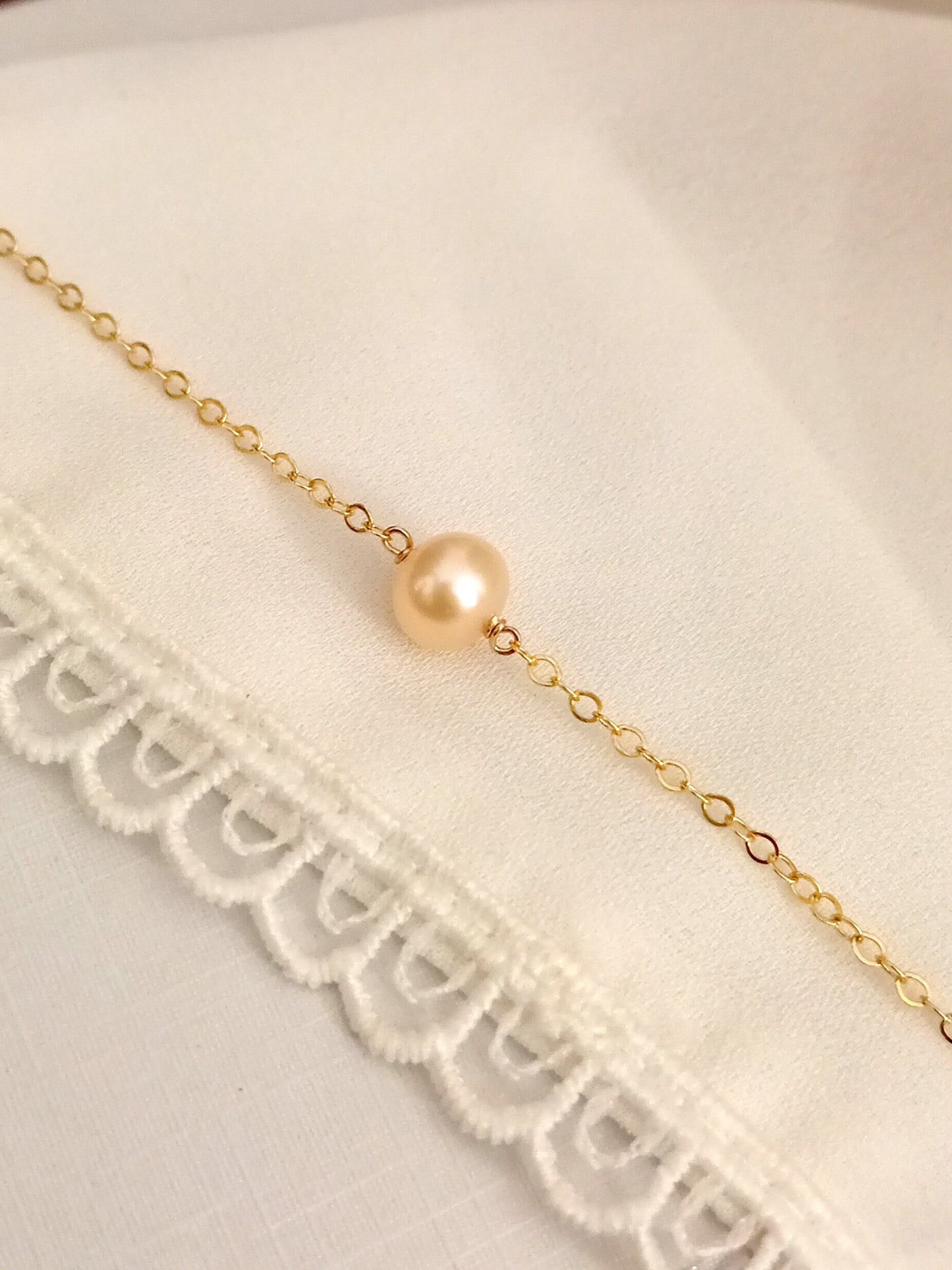 Bracelet Nilé gold filled et perle de culture couleur pêche